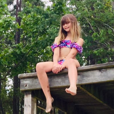 Profile Picture of JuliaMcClung (@ClungJulia) on Twitter