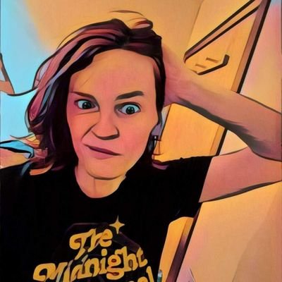 Profile Picture of Hayley Winter ✨ (@driftglass) on Twitter
