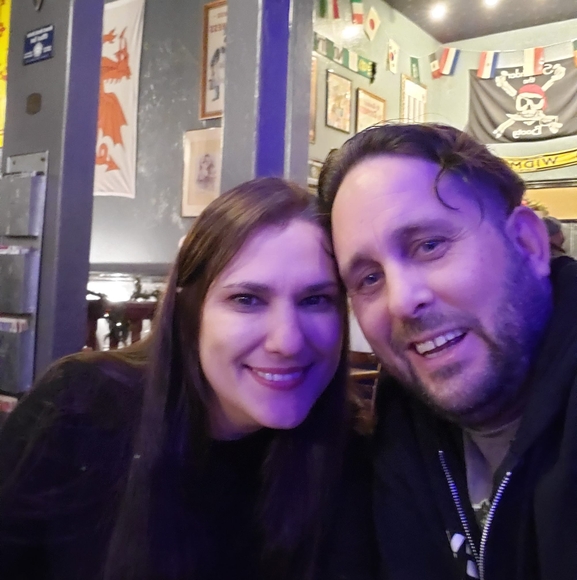 Profile Picture of Shawn Thompson (@shawnthompso613) on Poshmark