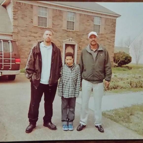 Profile Picture of Chuck Barber (@lillucky1011) on Poshmark