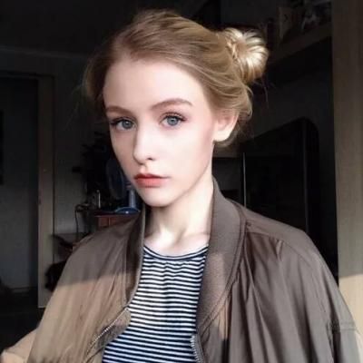 Profile Picture of Iris Buck (@hqxjgdaib) on Tiktok