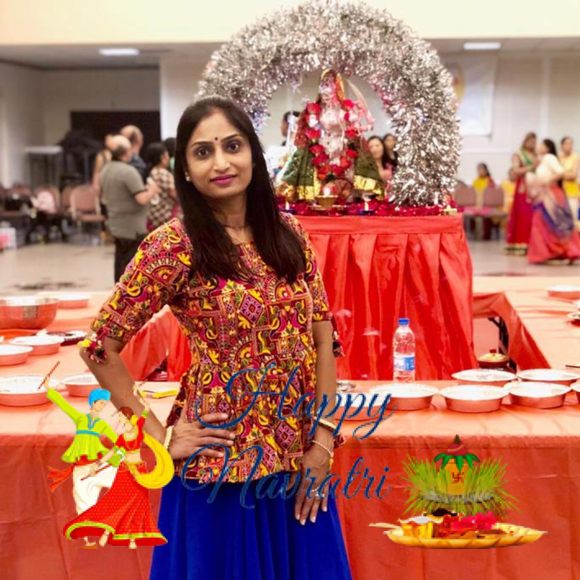 Profile Picture of Mina Patel (@minakesur) on Poshmark