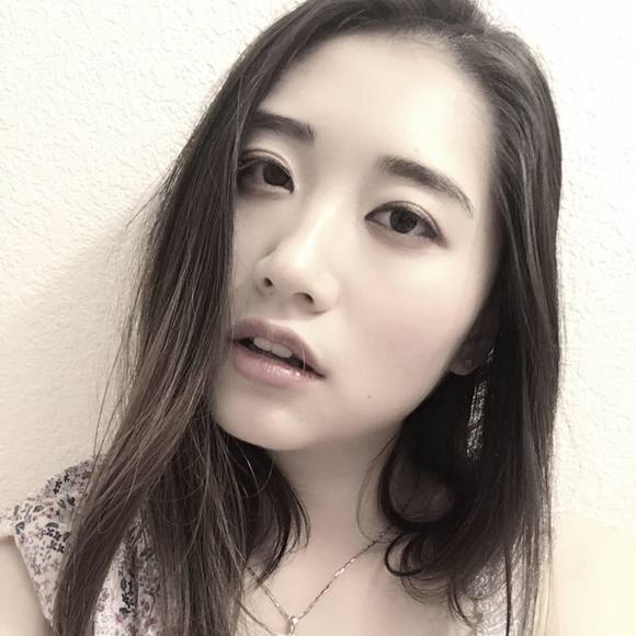 Xu Qianyi - Poshmark Profile Picture of Xu Qianyi (@amyxu) on Poshmark