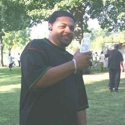 Profile Picture of Raymond Dixon (@ray_dixon) on Twitter