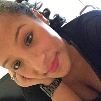 Profile Picture of Genesis Veras (@Gen_une) on Twitter