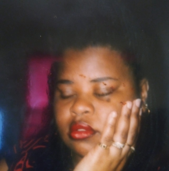 Profile Picture of Devita Gray (@devitagray) on Poshmark