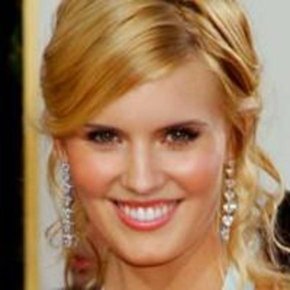 Profile Picture of Jasmine Savage (@jasmine_5vnv1a) on Poshmark