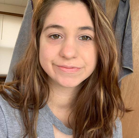 Profile Picture of Gabby Smeltzer (@gabbysmeltzer) on Poshmark