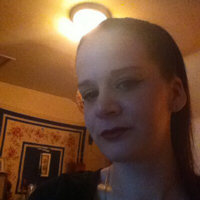 Profile Photo of April Vesich (@AVesich) on Twitter