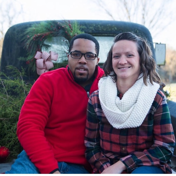 Profile Picture of Sierra Custard (@smcustard426) on Poshmark