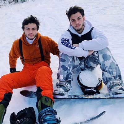 Profile Picture of 6/23/18  🥀 ❤️ (@mxltifandomx) on Twitter