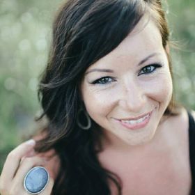 Profile Picture of Amanda Renner (@ajcrafts17) on Pinterest