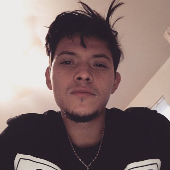 Profile Picture of Alexander Brooks (@alexanderbro562) on Poshmark