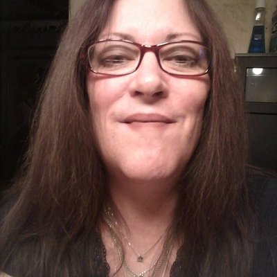 Profile Picture of Angie Wheeler (@AngieSwan1965) on Twitter