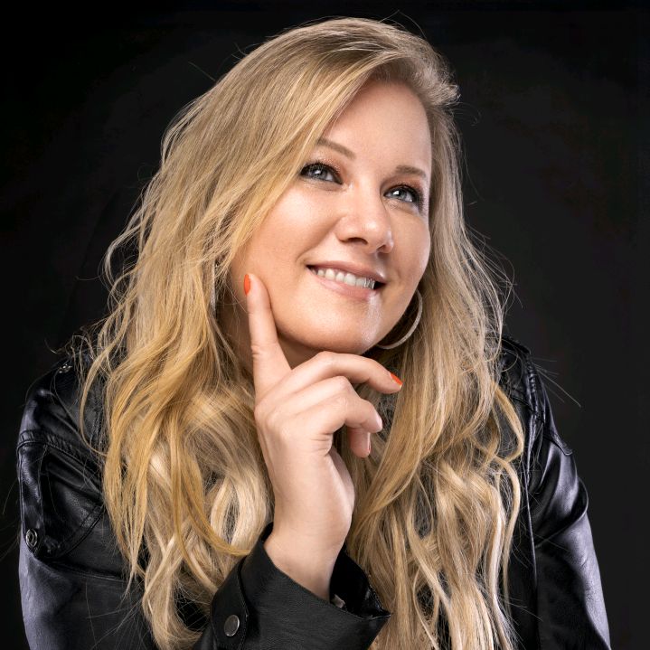 Profile Picture of Jana Adams (@@zangeres_jana_adams) on Tiktok