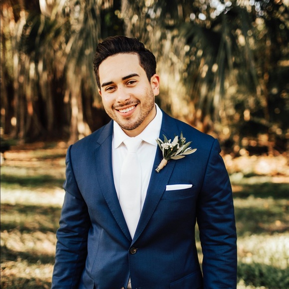 Profile Picture of Jason Cossa (@shopatjays) on Poshmark