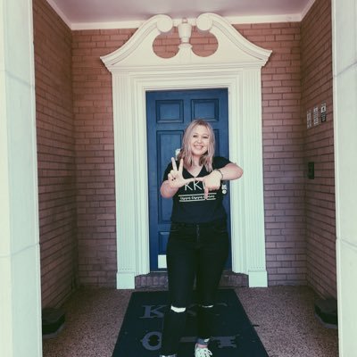Profile Picture of  🔆Haley 🔆 (@Haleykerr19) on Twitter