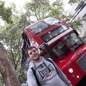 Profile Picture of Ale David (@AlejandroMDavid) on Twitter