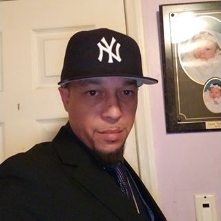 Profile Picture of Darrell Djearlyb Harris (Earlyb) (@DJEARLYB) on Facebook