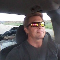 Profile Picture of Steve McClanahan (@Tibo2015) on Twitter