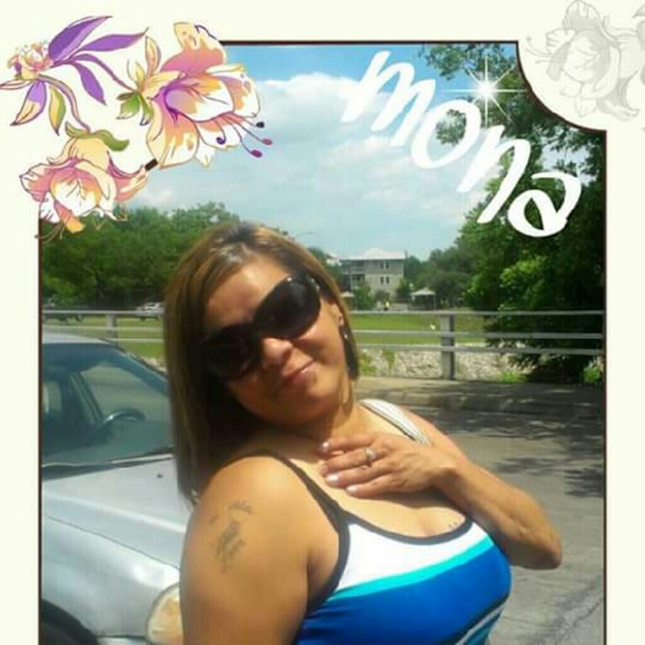 Mona Salazar - Poshmark Profile Picture of Mona Salazar (@monasalazar) on Poshmark