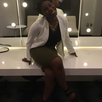 Profile Picture of Autumn Les (@AutumnLesx3) on Twitter