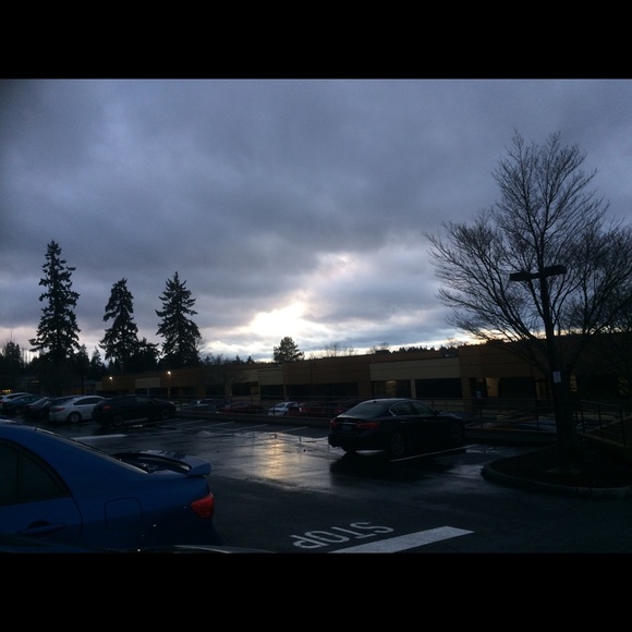 Profile Picture of Bella Mankis (@bellam3348) on Poshmark