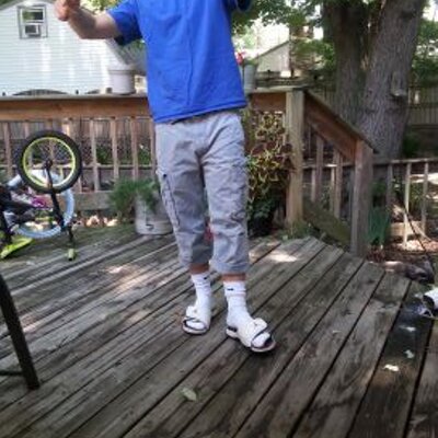Profile Picture of David Hosley (@CallMe_Hosley) on Twitter