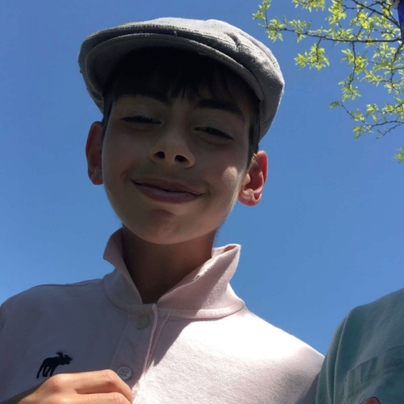 Profile Picture of David Formisano (@david_formisano) on Poshmark