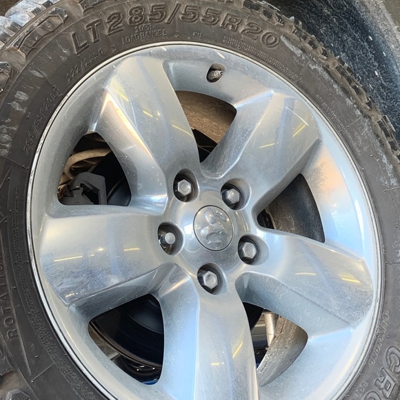 Profile Picture of Kevin Marin (@kevinmarin12345) on Poshmark