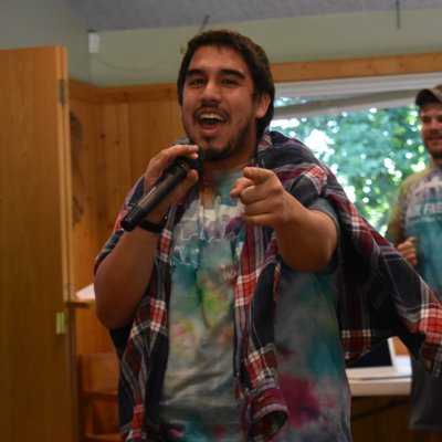 Profile Picture of Outlive The Crisis (@OutliveThe) on Twitter