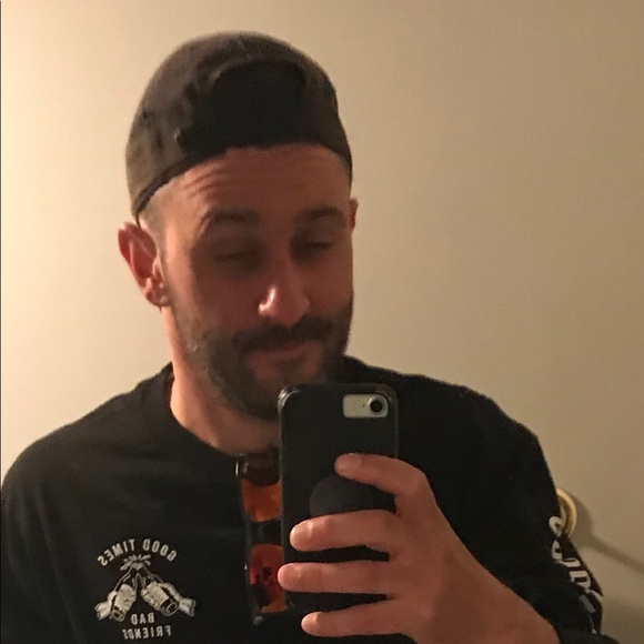 Profile Picture of Joshua Marino (@jmarino435) on Poshmark