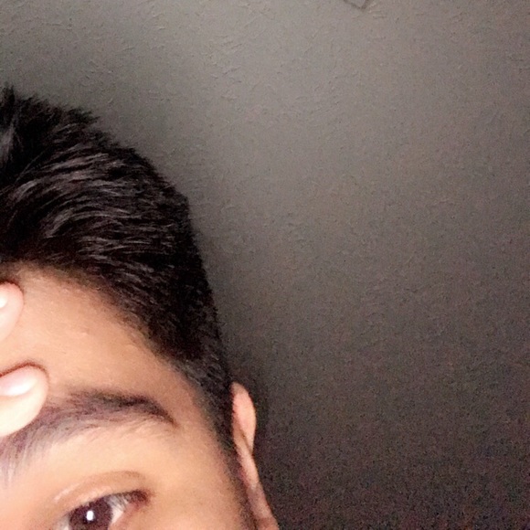 Profile Picture of Felipe Tejeda (@felipetejeda) on Poshmark