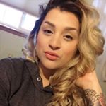 Profile Picture of Julie Vue (@vue2010) on Instagram