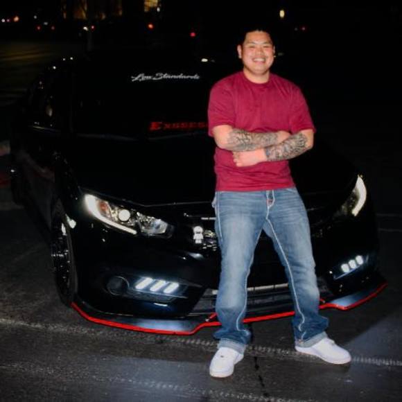 Profile Picture of Jefferson Tran (@reddogcoldstone) on Poshmark