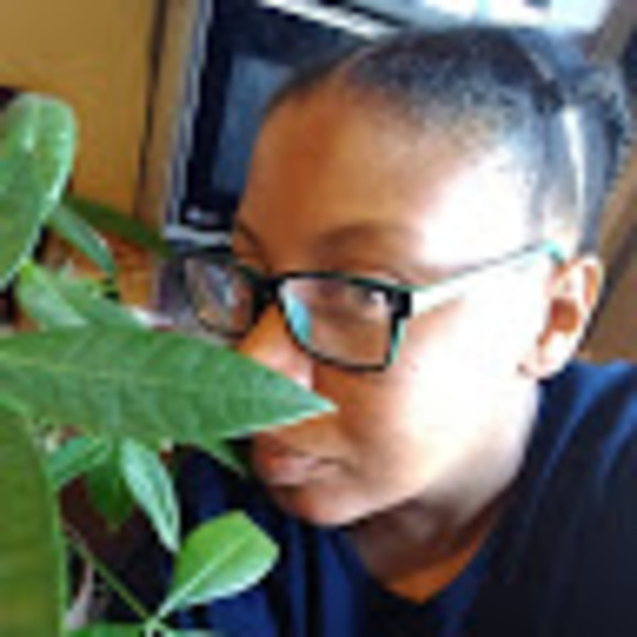 Profile Picture of Jessica rebecca Edmonds (@jredmonds921) on Poshmark