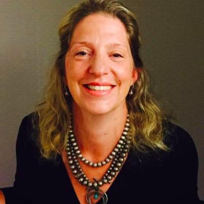 Profile Picture of Kate Helber (@katehelber) on Twitter
