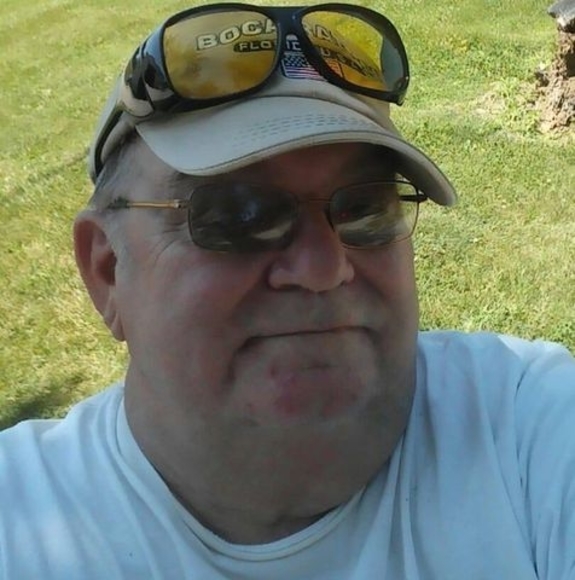 Profile Picture of David Hartmann (@cihdh) on Poshmark