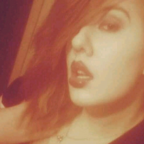 Profile Picture of Emily Estlund (@romano1497) on Poshmark