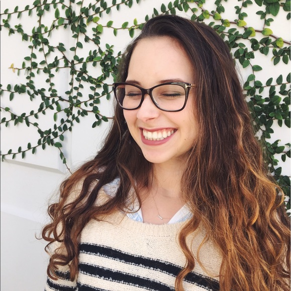 Profile Picture of Madi Mirth (@madimirth) on Poshmark
