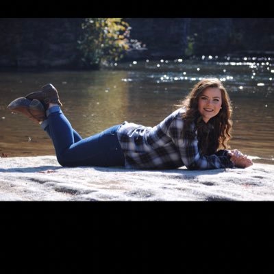 Profile Picture of Taylor Watson (@Taylorbriana26) on Twitter