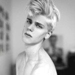 Profile Picture of andrews (@delectatefz53) on Instagram