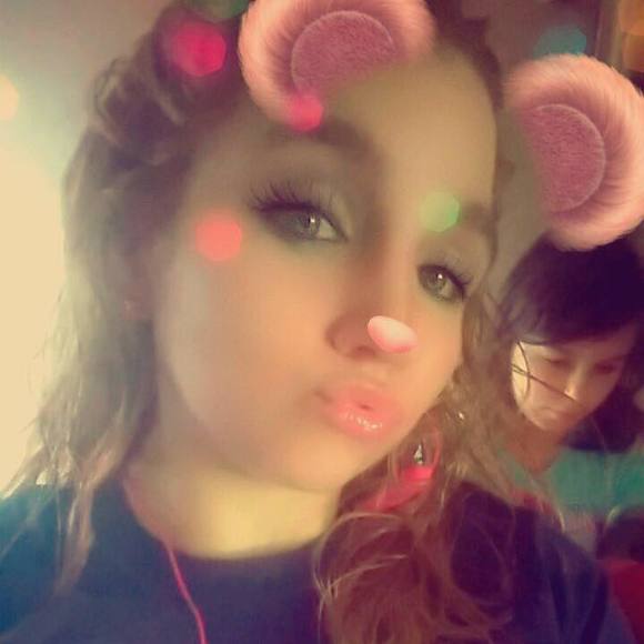 Profile Picture of Haleigh Walker (@faithhaleigh18) on Poshmark
