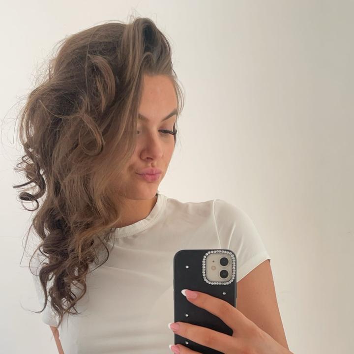 Profile Picture of clara Johansen skov (@@claraskov) on Tiktok