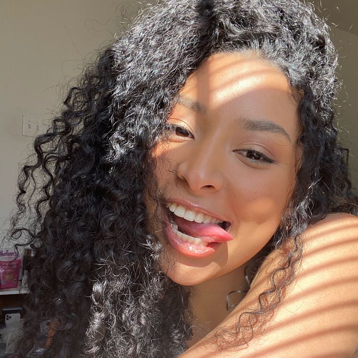 Profile Picture of Emily Paulino (@emilyypaulino) on Tiktok