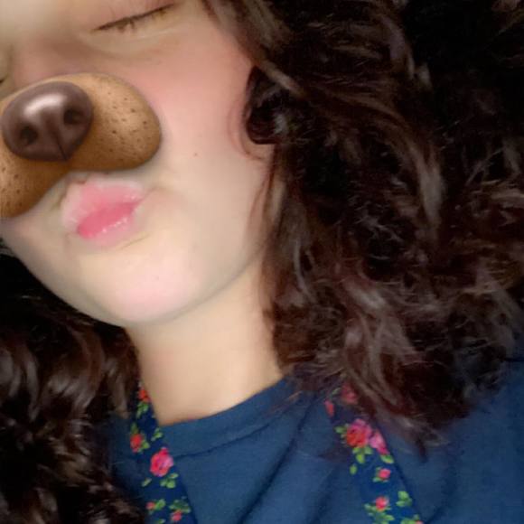 Profile Picture of Kimberly Thacker (@kimberlyk2016) on Poshmark