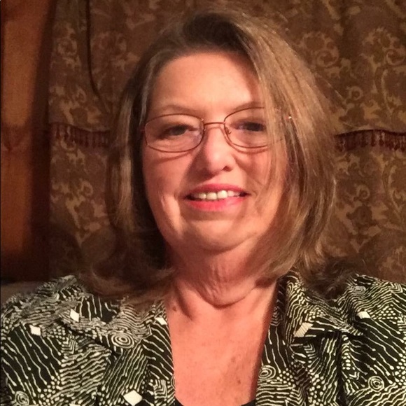 Profile Picture of Deborah Rymal (@sunnydj66) on Poshmark