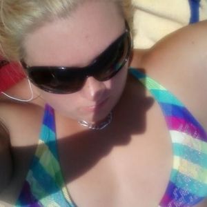 Profile Picture of Amber Carlisle (@241841773) on Myspace