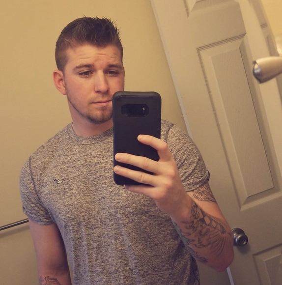 Profile Picture of Keith Winchell (@wacky_winchell) on Poshmark