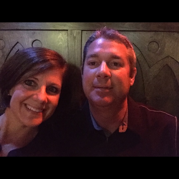 Profile Picture of Heidi Schiek (@schieker) on Poshmark